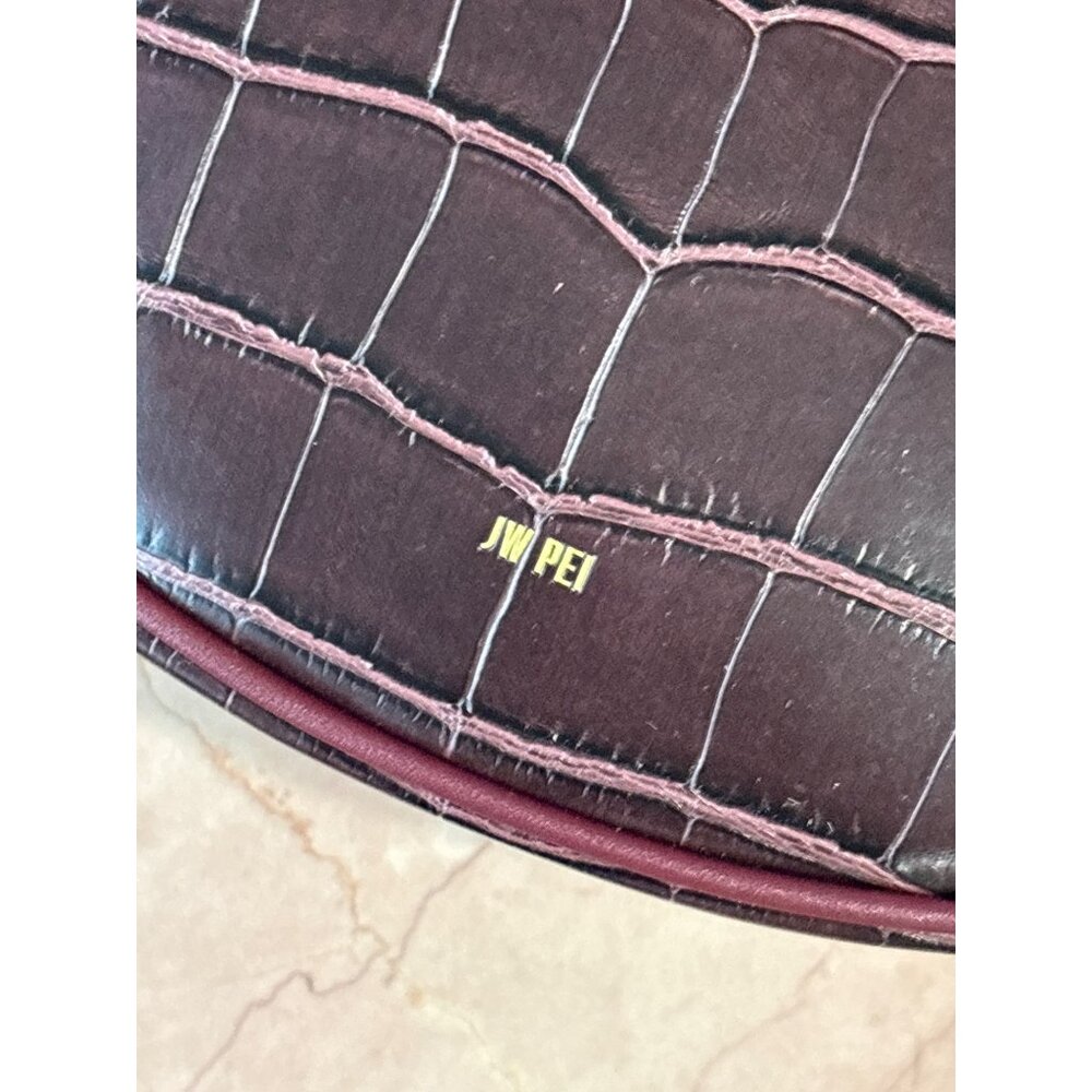 JW PEI Carly Saddle Bag in Brown Croc New Womens Shoulder Purse - Picture 8 of 14